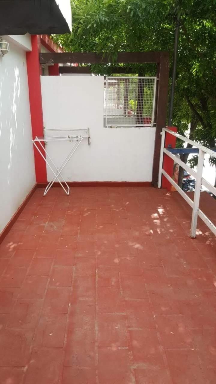 ミナ・クラベロComplejo Urquiza Departamentosアパートメント エクステリア 写真