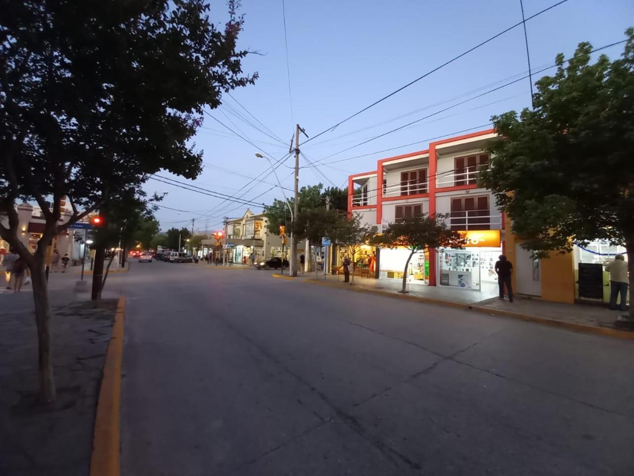 ミナ・クラベロComplejo Urquiza Departamentosアパートメント エクステリア 写真